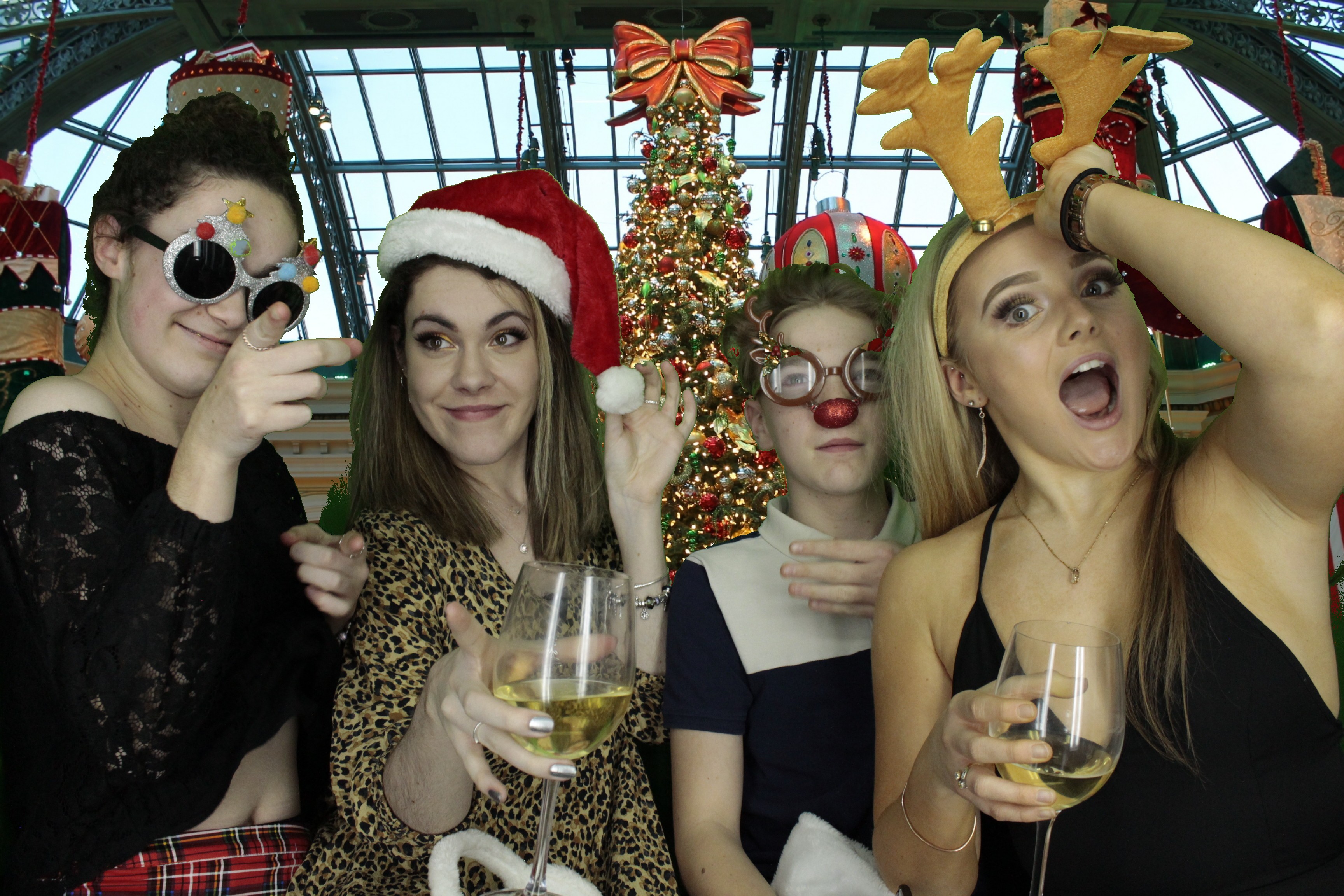 Silvermere Christmas Party | View more photos from the event at gallery.myphotoboothexperience.co.uk/u/MyPhotoBoothExperienceLtd/Silvermere-Christmas-Party-2
